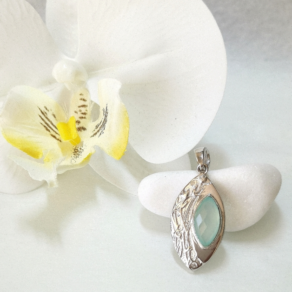 Aqua chalcedony pendant Necklace Art Nouveau Sterling Silver 🆕 - Picture 10 of 14